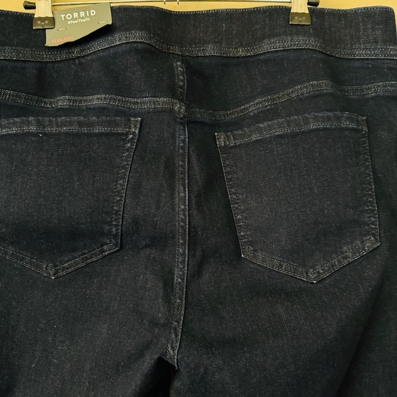 NWT Torrid Lean Super Soft Pull On Dark Wash Jeggings Size 2/US 2X (18-20) - Picture 4 of 8